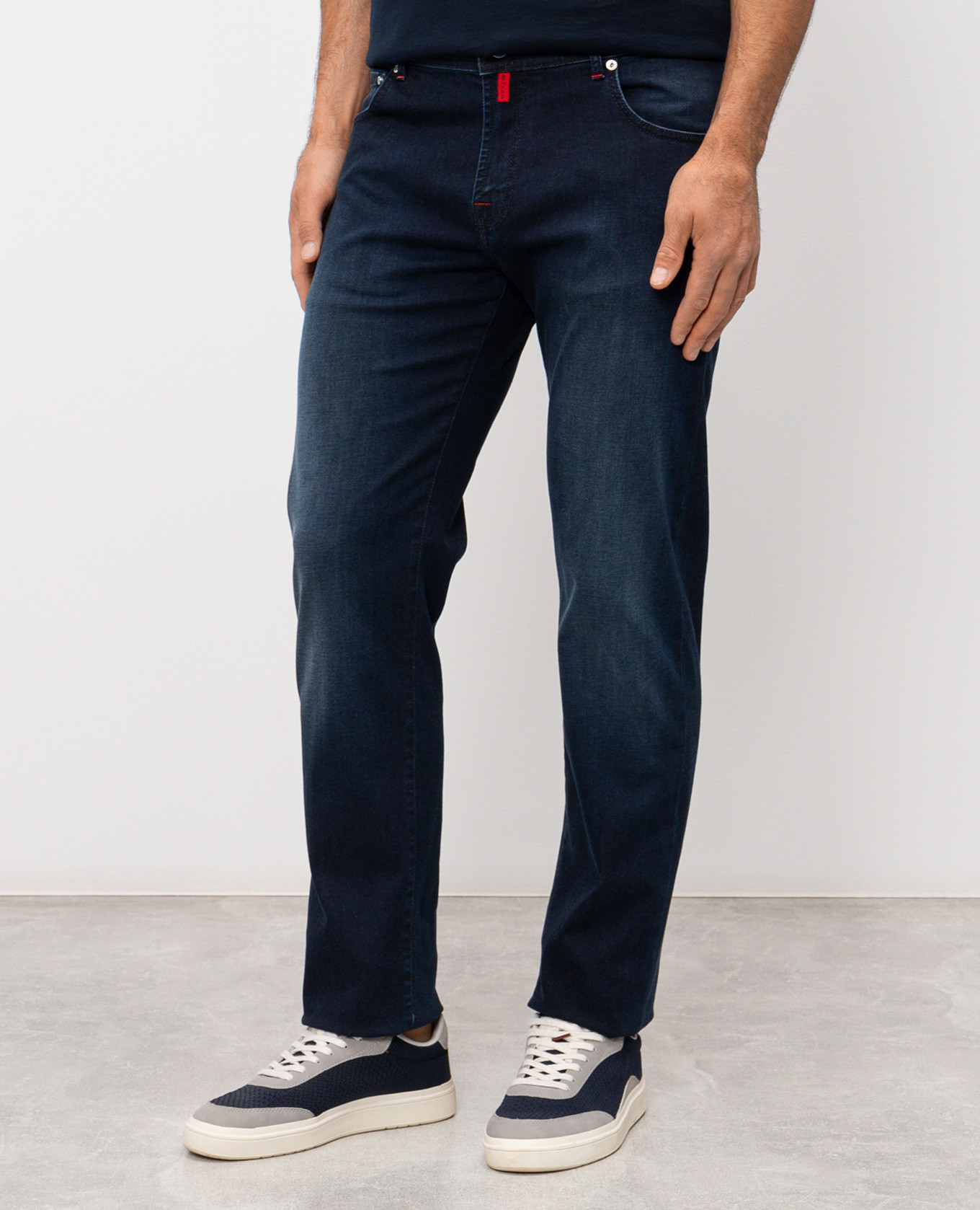 

Blue jeans with logo patch Kiton