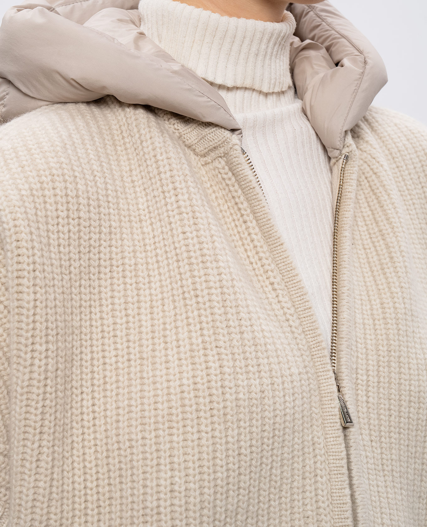 

Beige AMIDA wool and cashmere vest MooRER