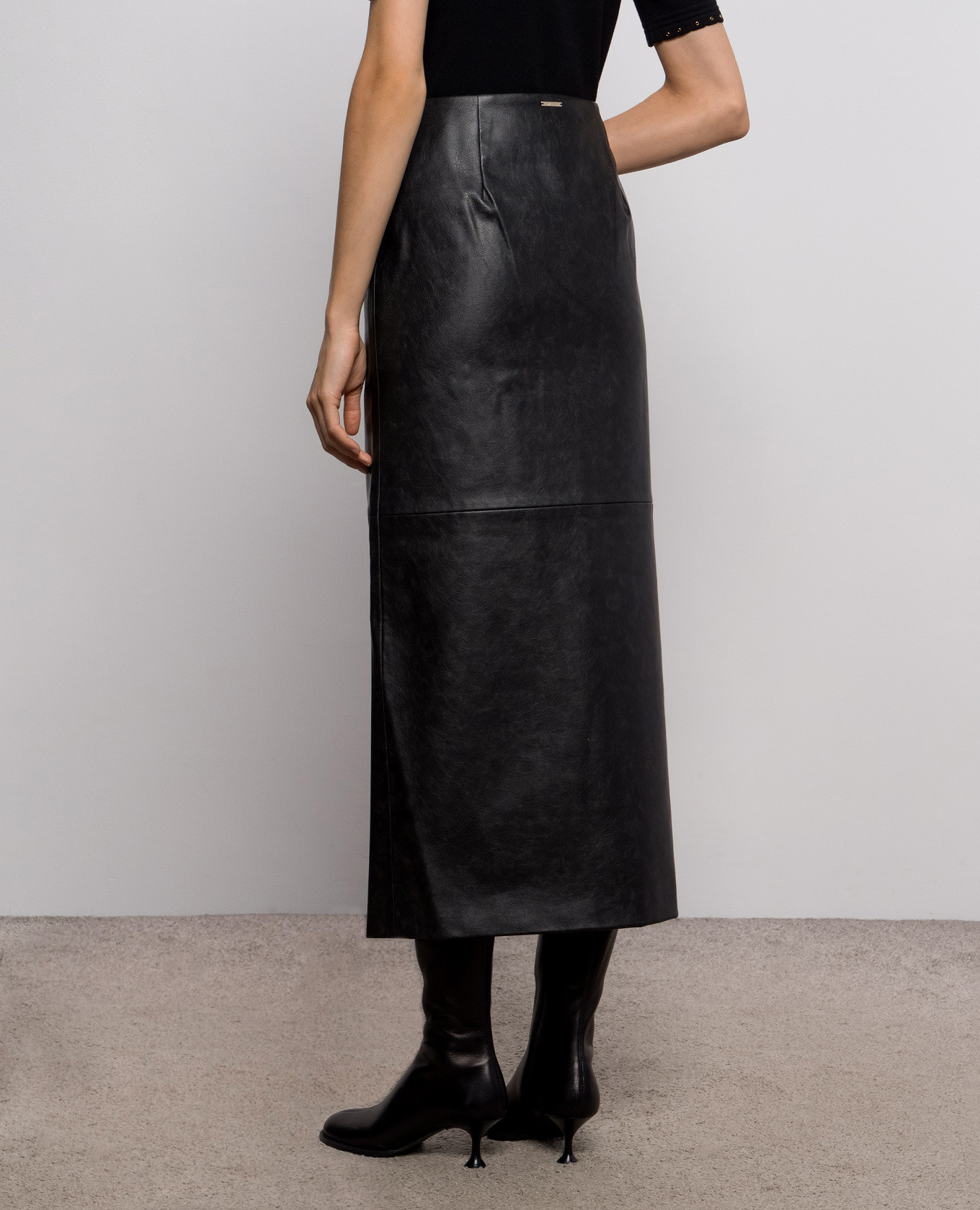 Black midi skirt Twinset 4