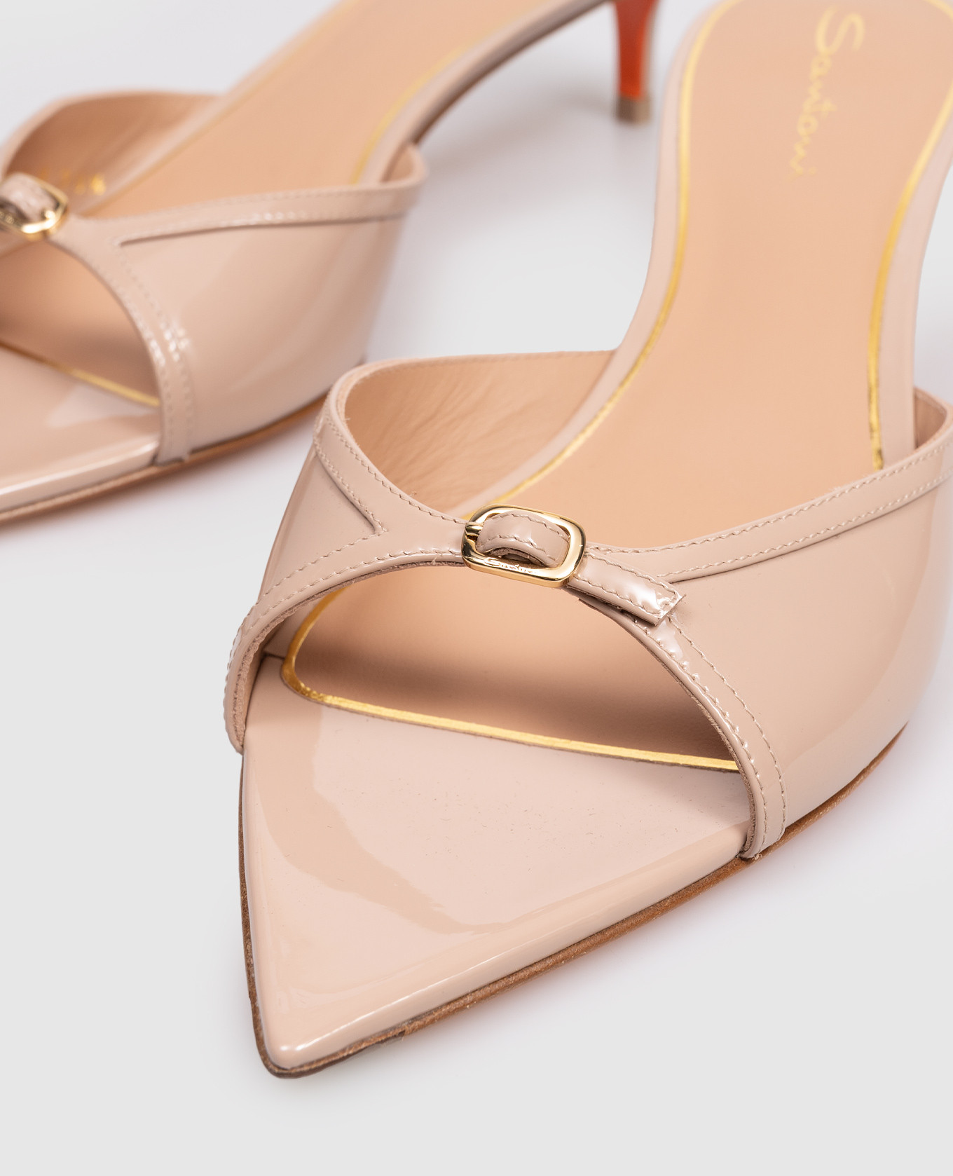 

Beige patent leather mules Santoni