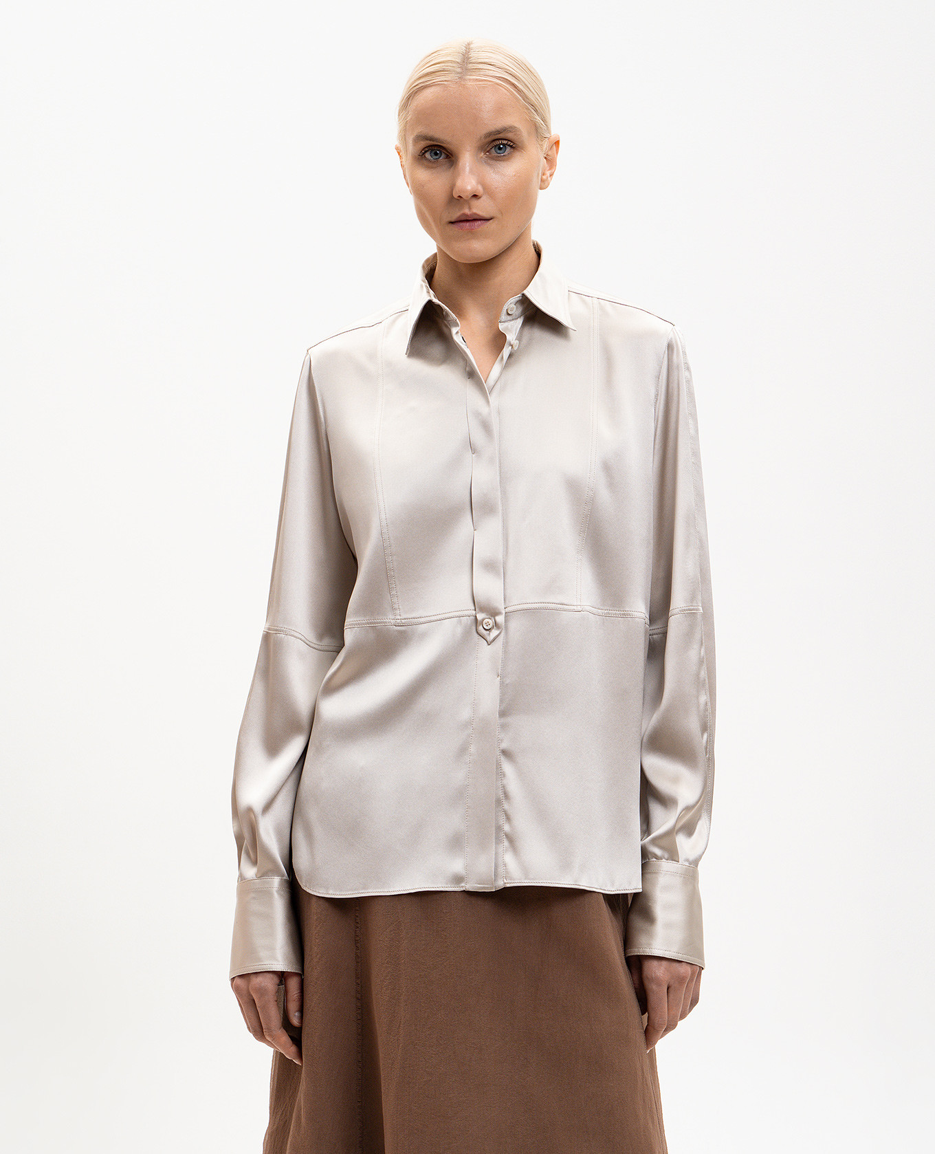 Gray silk blouse with monil chain Brunello Cucinelli 3
