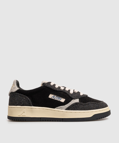 Black velvet sneakers MEDALIST