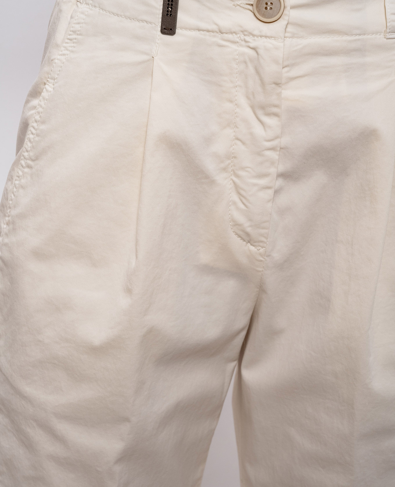 

Ivory pants with branded patch Peserico, Beige