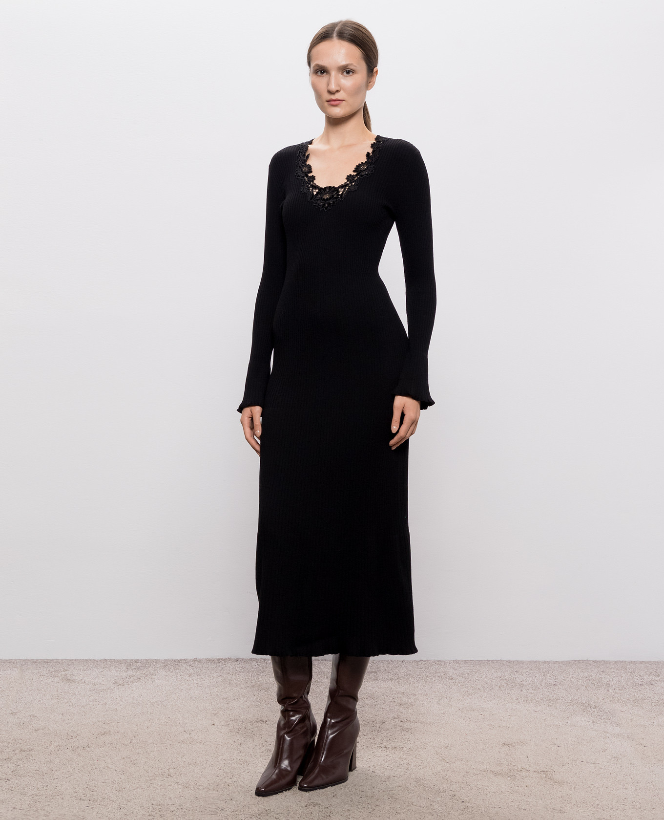 Black dress with lace Twinset 3