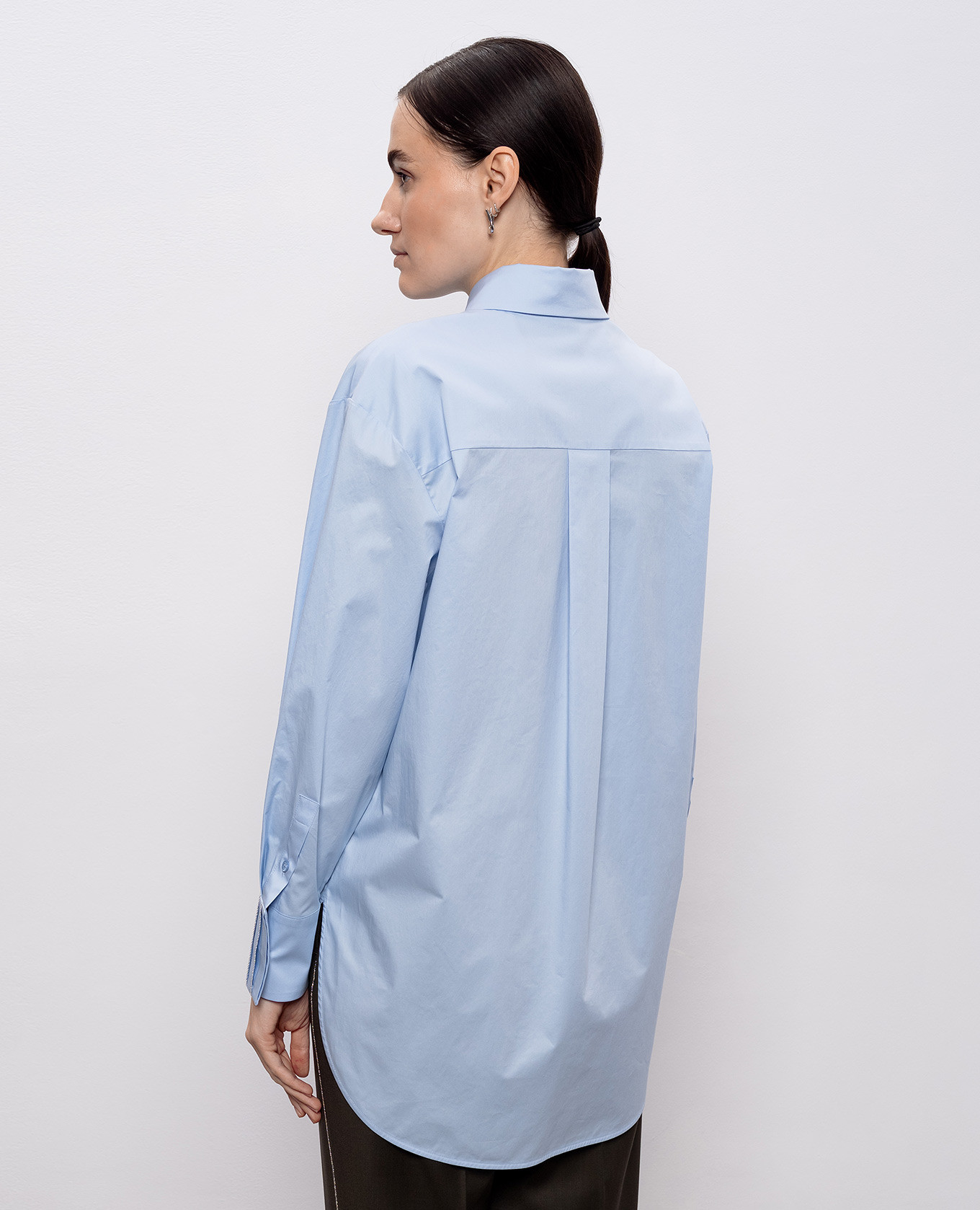 

Blue shirt with a monil chain Peserico, Light blue