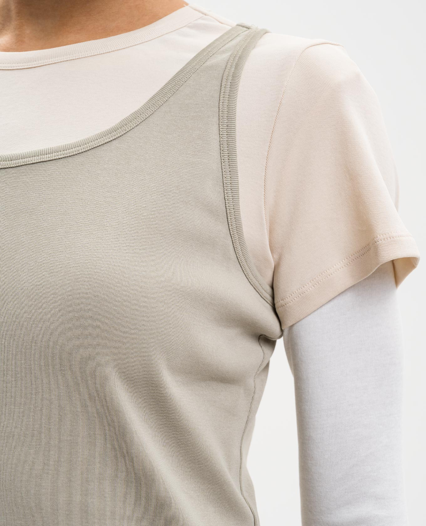 

Set of long-sleeved shirt, t-shirt and top Juun.j, White