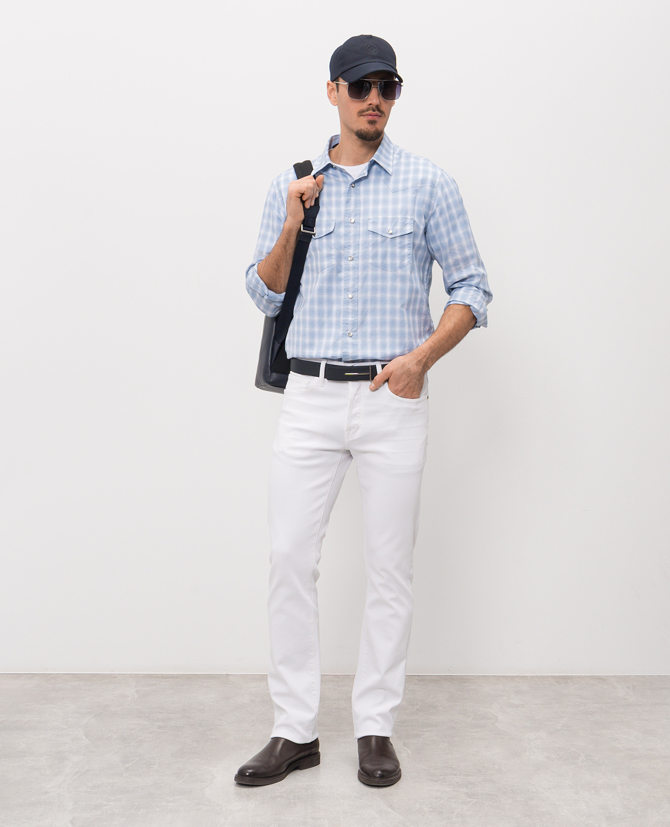 White T-shirt with perforations Tom Ford 2