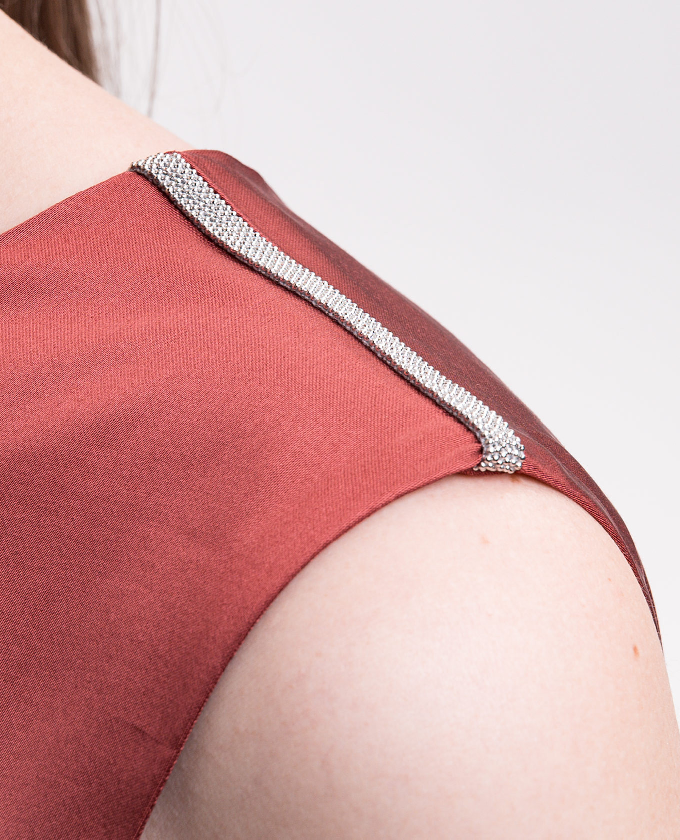 Red top with monil chain Peserico 5