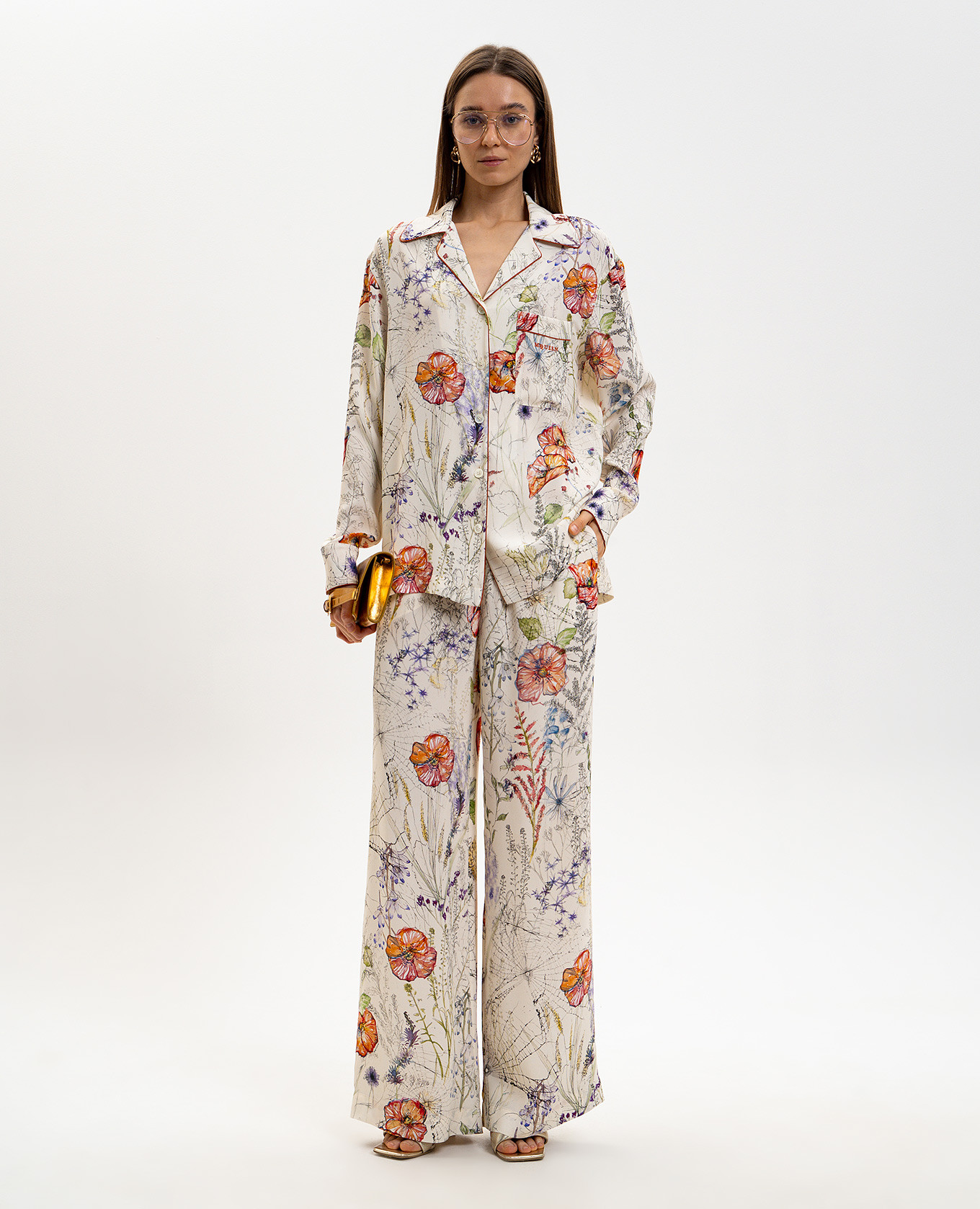 

Meadow Floral Pajama-Style White Shirt Alexander McQueen
