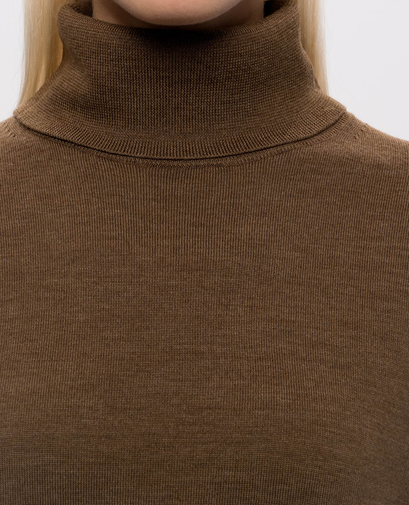 Aaliyah brown wool turtleneck Simkhai 5