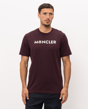 Moncler Burgundy t-shirt with logo print L20918C0005189B8Q