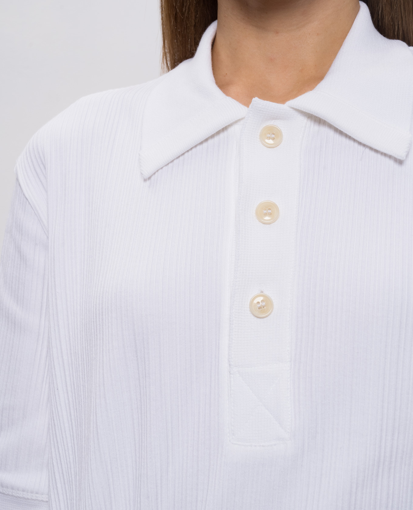 White ribbed Twist polo with monogram Victoria Beckham 5