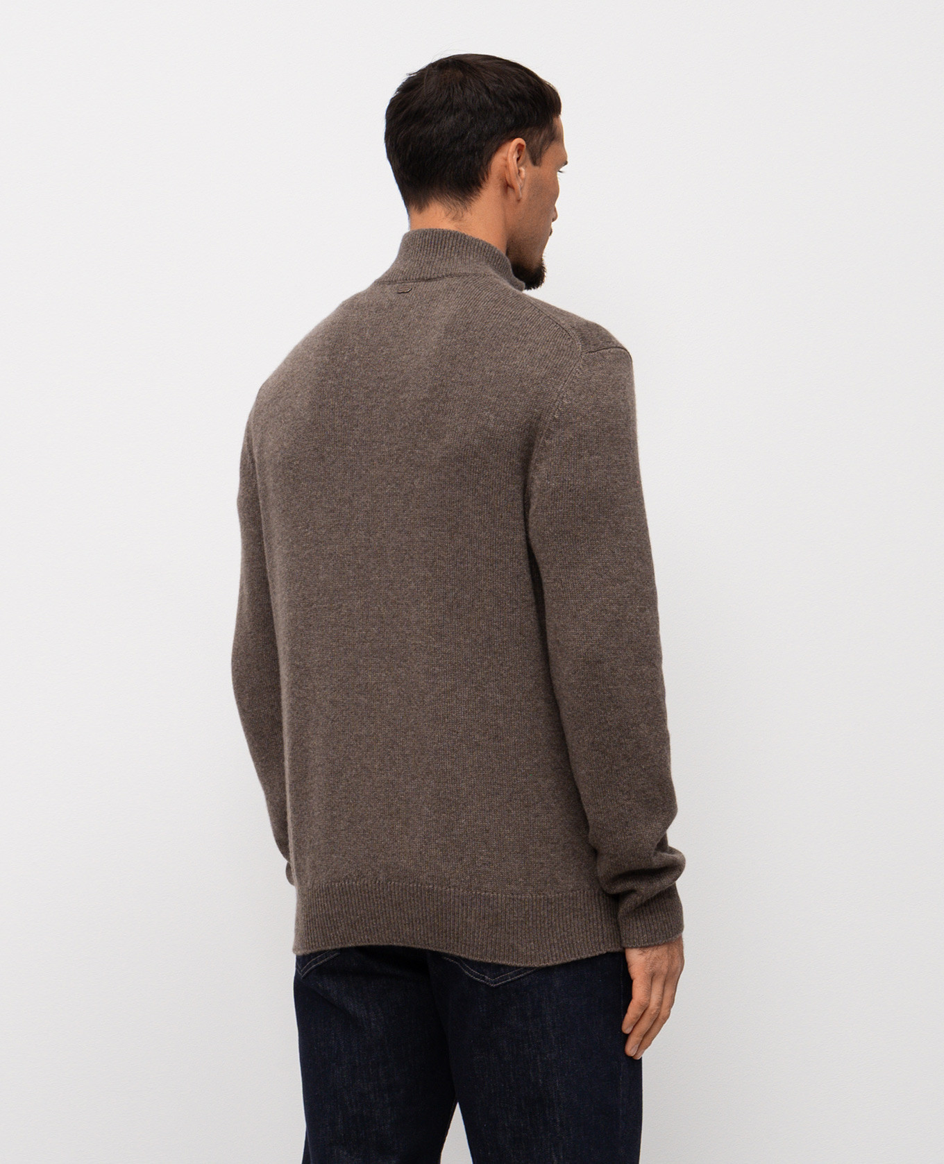 

Brown cashmere sweater with logo Agnona