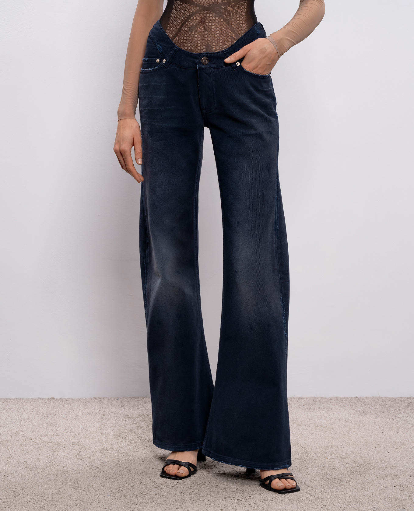 

Blue jeans with a vintage effect Balenciaga