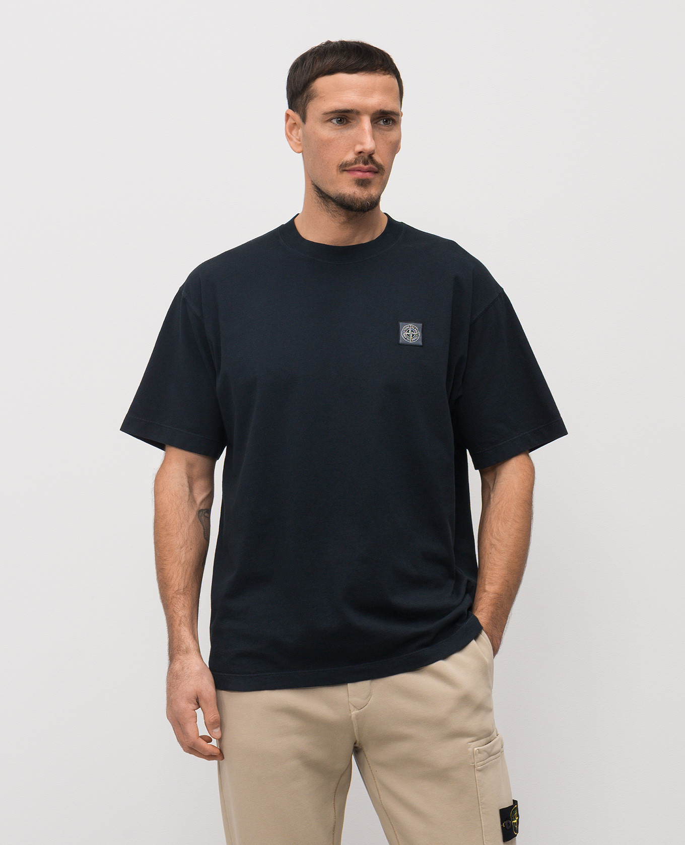 

Blue T-shirt with contrast logo patch Stone Island
