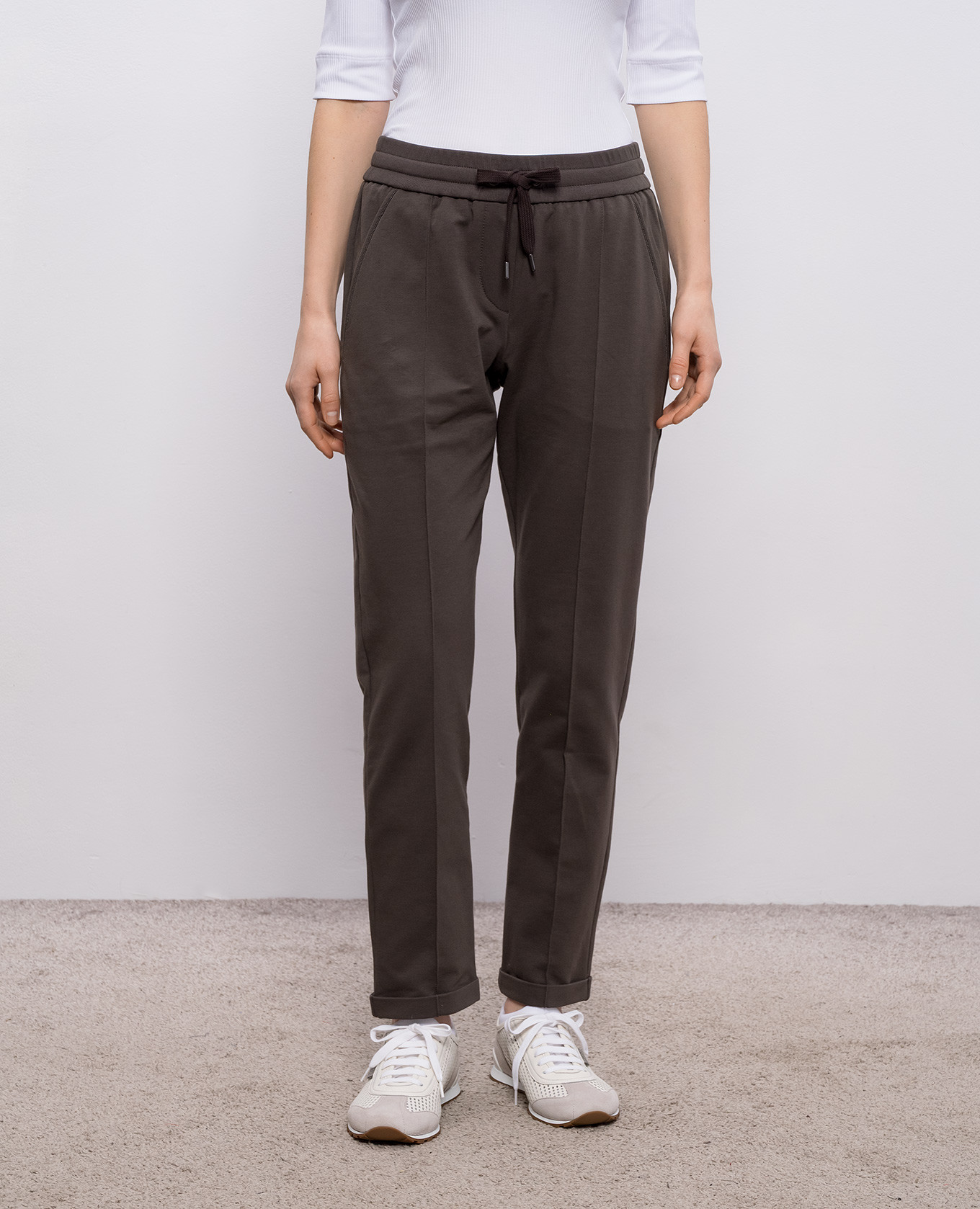 

Brown sweatpants with monil chain Brunello Cucinelli