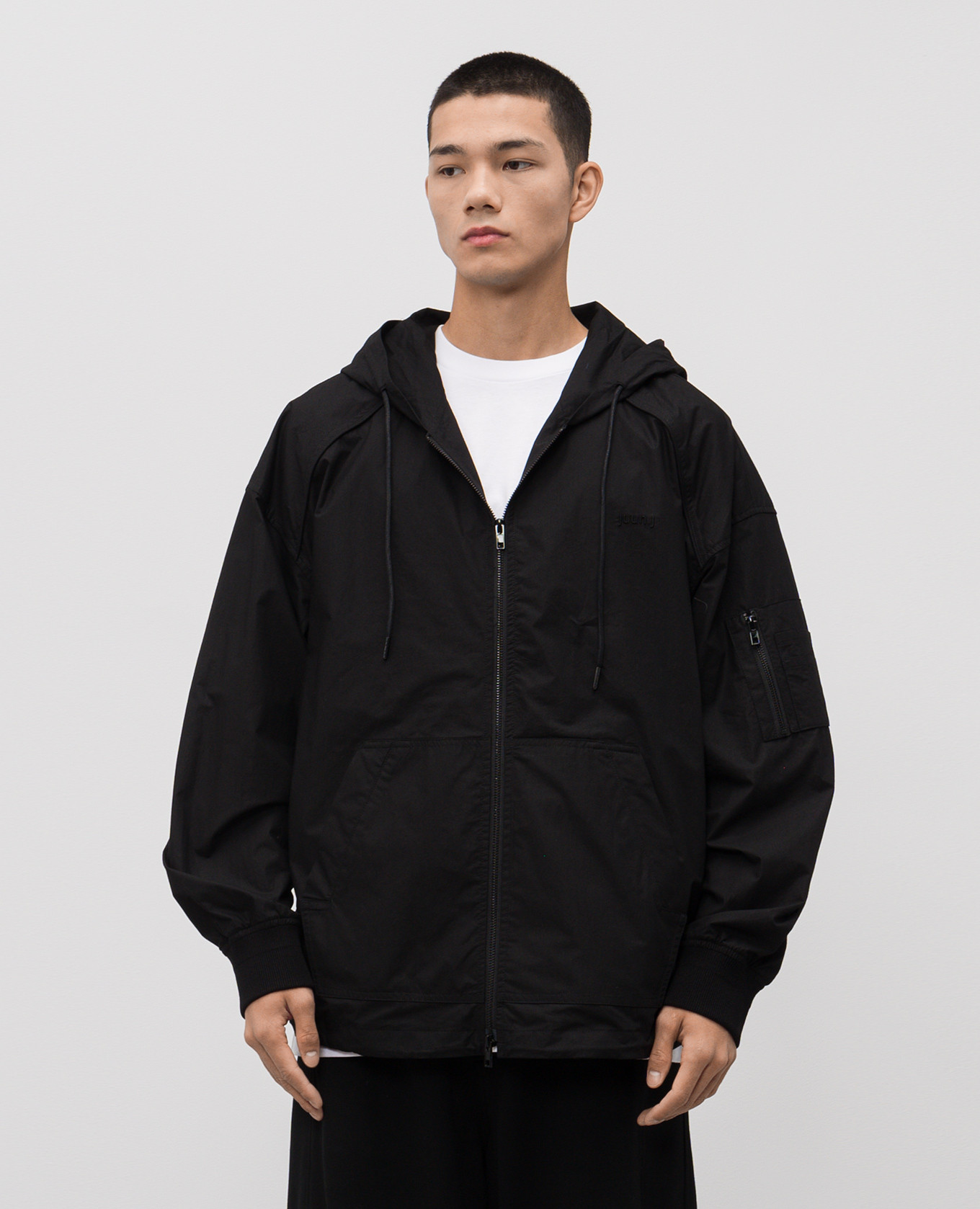 Black windbreaker Juun.j 3