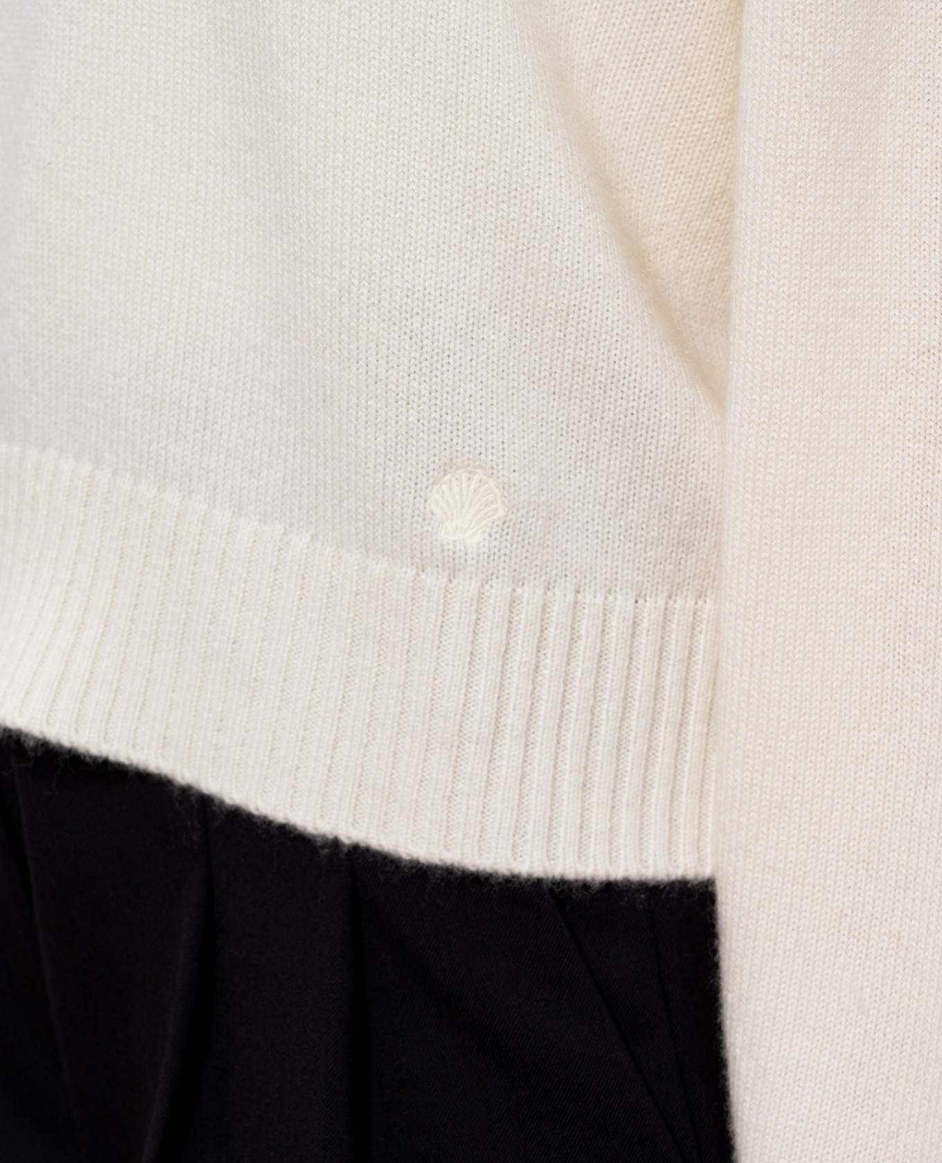 HOMERE white cashmere sweater Loulou de Saison 5