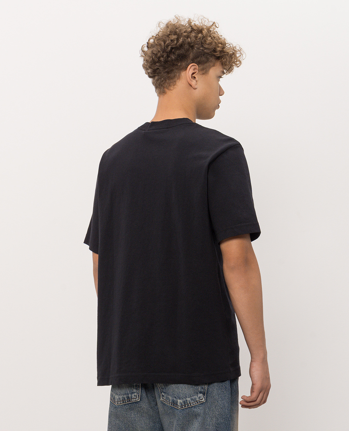 Black Legacy T-shirt Axel Arigato 4