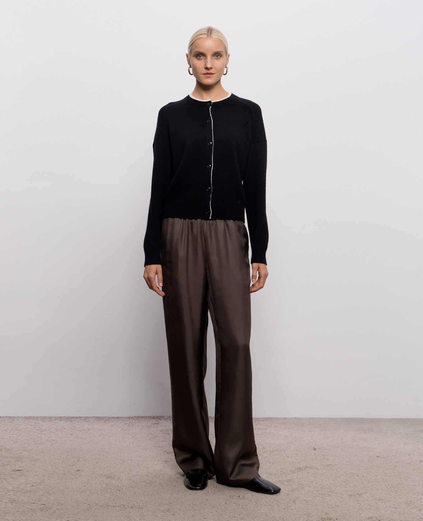 NICOLA black cashmere cardigan Loulou de Saison 2