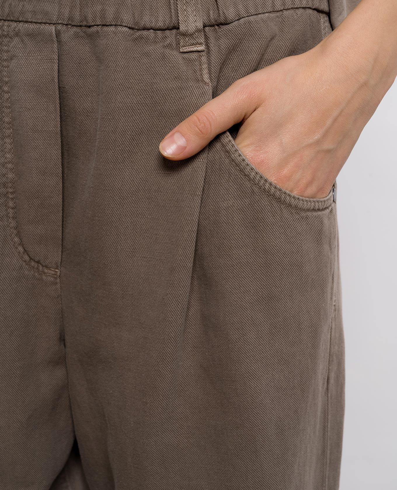 

Brown jeans with linen Brunello Cucinelli