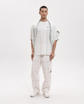 Off-White Green t-shirt with contrasting logo print 44MAA120S26J01D