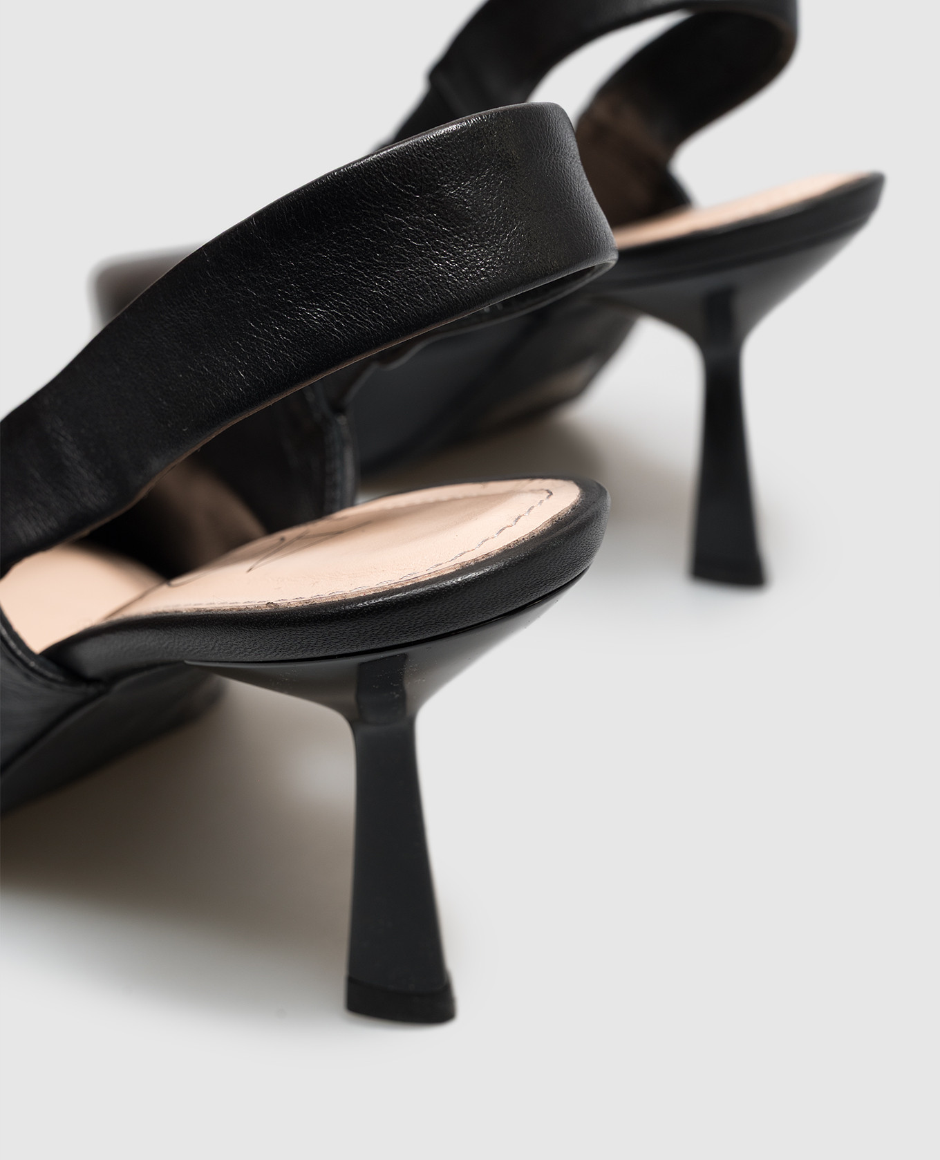 Black leather slingbacks Alla AGL 5