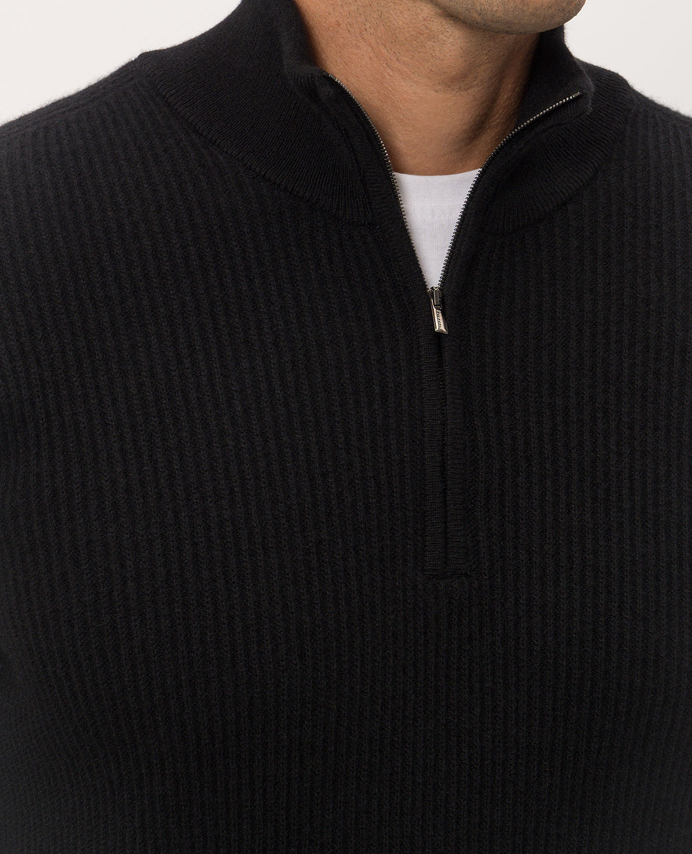 Black cashmere jumper with zipper Peserico 5