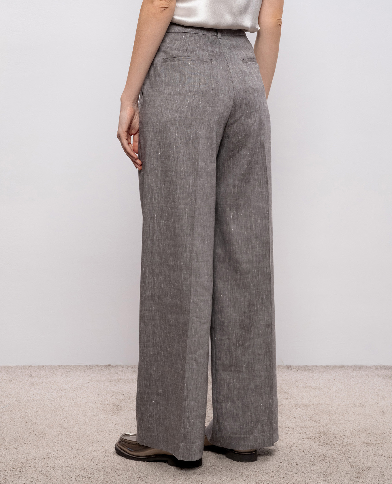 

Gray linen and wool pants Peserico, Grey