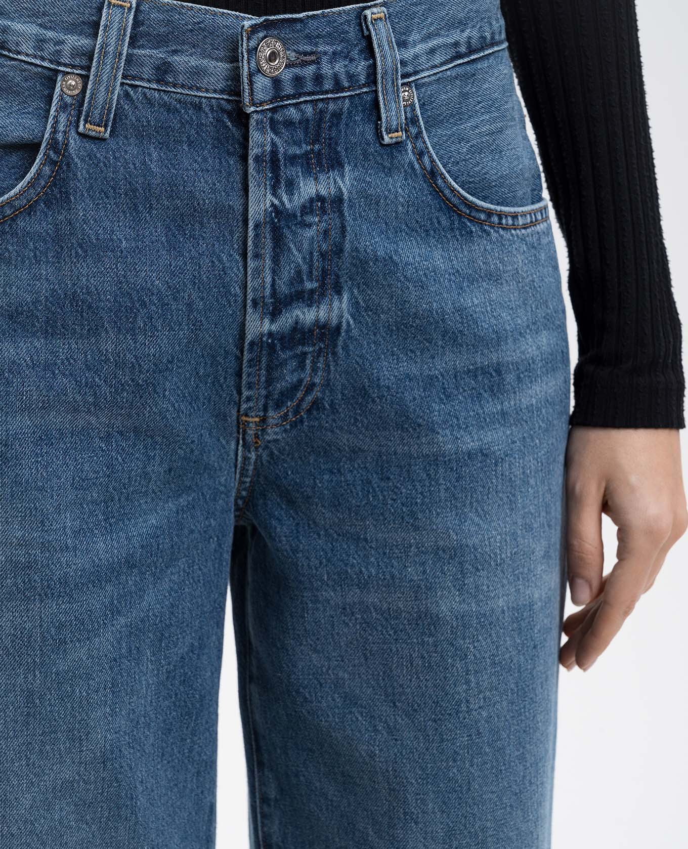 

Annina blue jeans with logo patch CITIZENS OF HUMANITY, Light blue