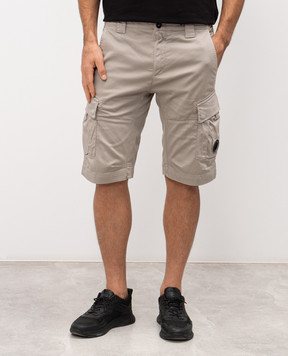 C.P. Company Gray cargo shorts with patch MBE746A005694G