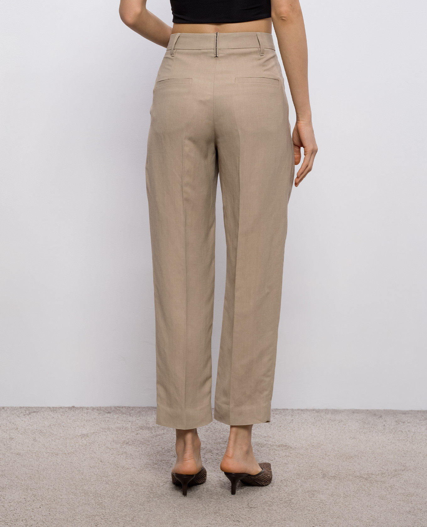 Beige linen pants with monil chain Brunello Cucinelli 4