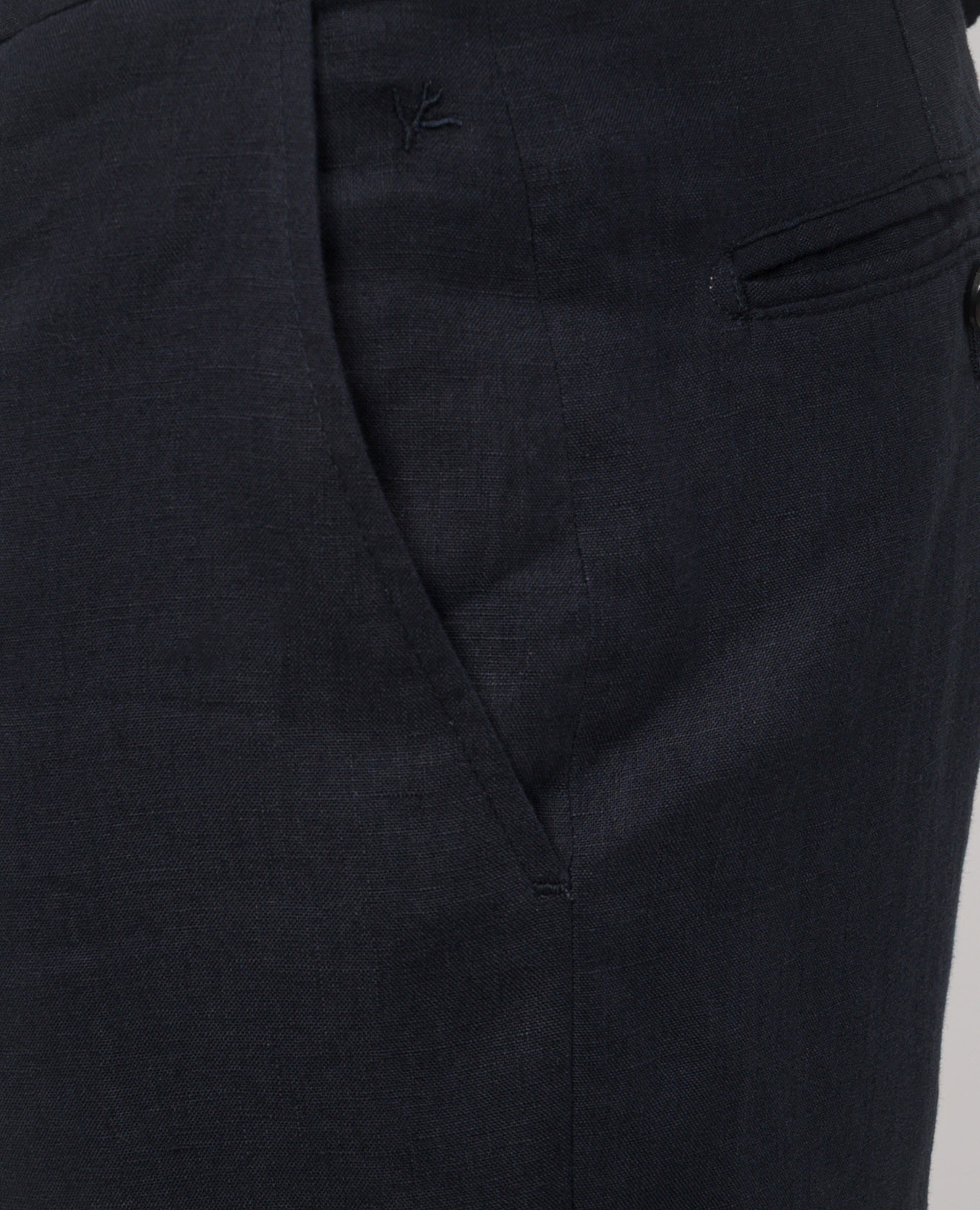 

Blue linen shorts ISAIA