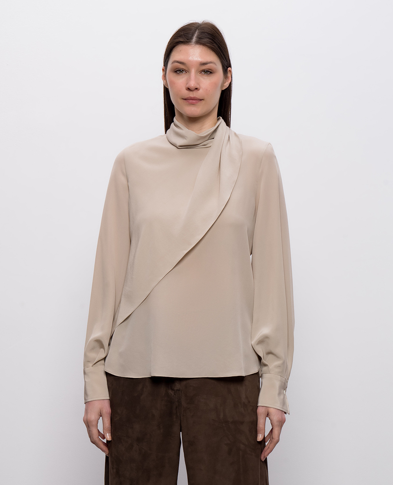 Beige silk blouse with layering effect Brunello Cucinelli 3