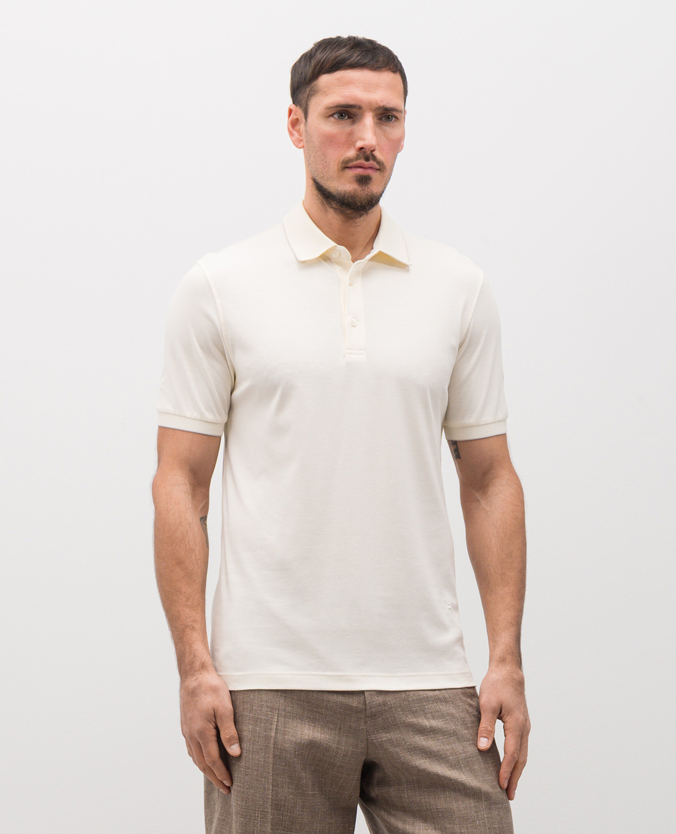 

Beige silk polo Brett Johnson