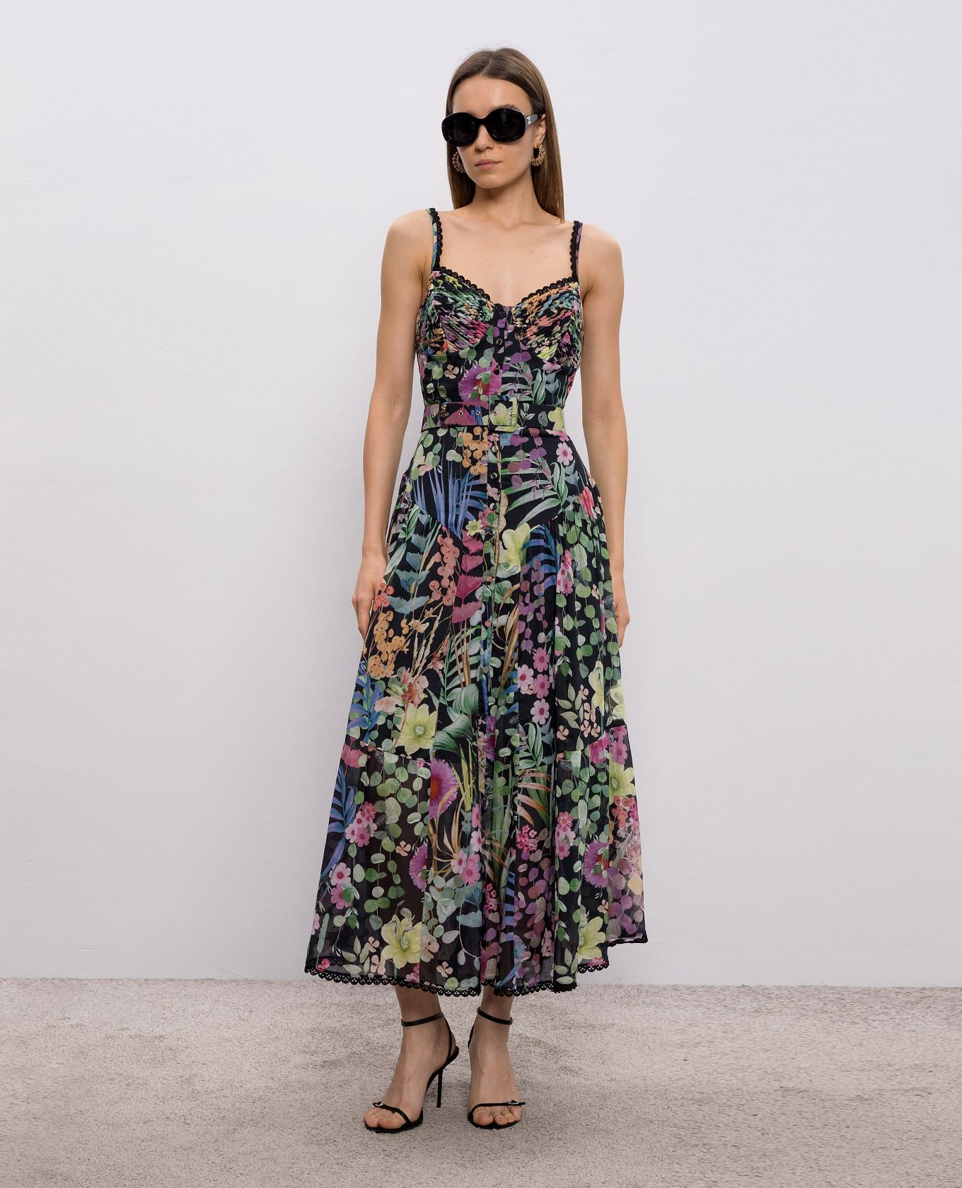 

Cael black dress with floral print Charo Ruiz