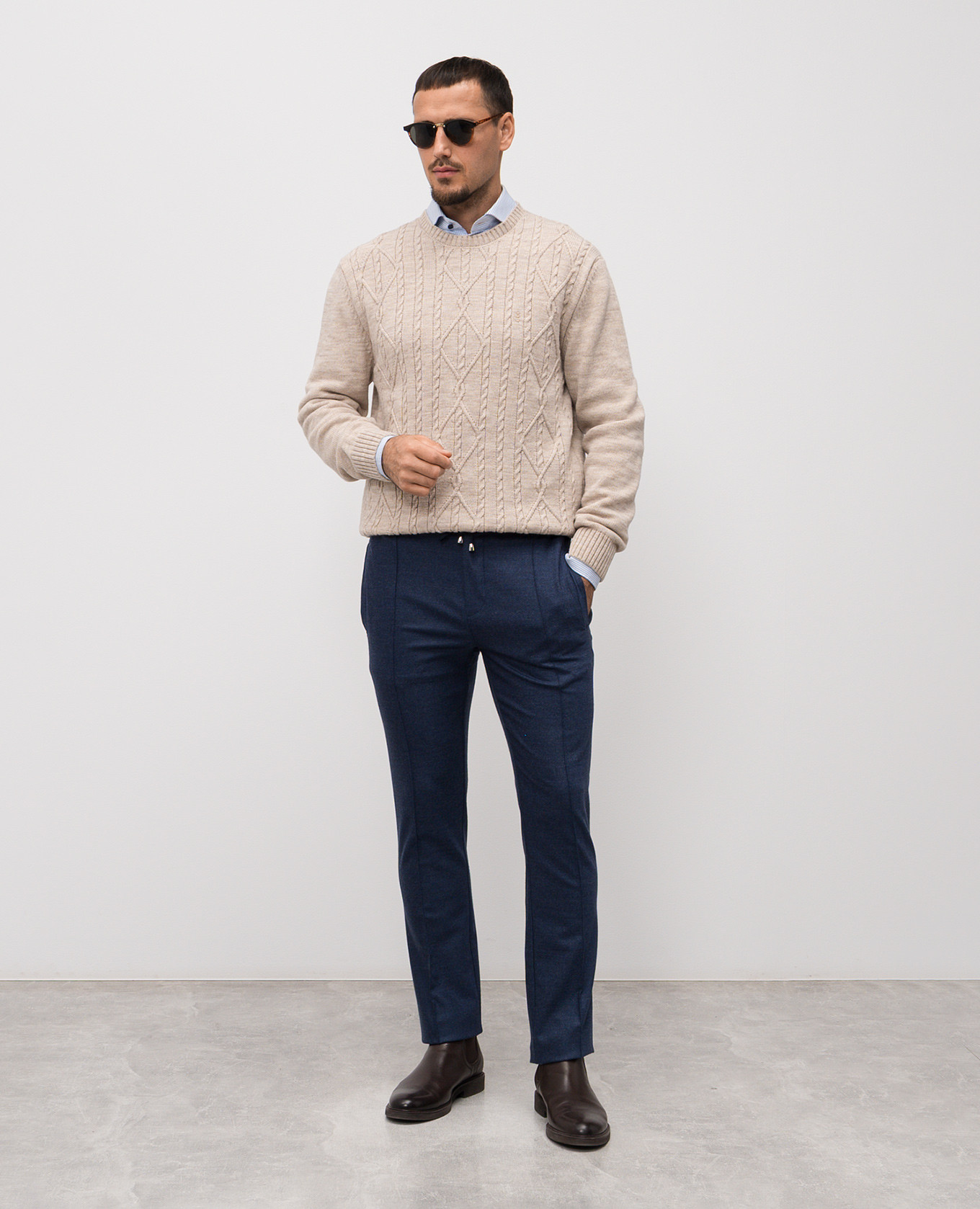 Beige wool sweater with a pattern Florentino 2