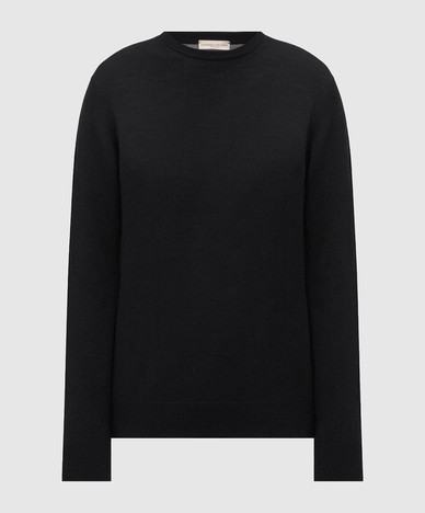 Schwarzer Wollpullover