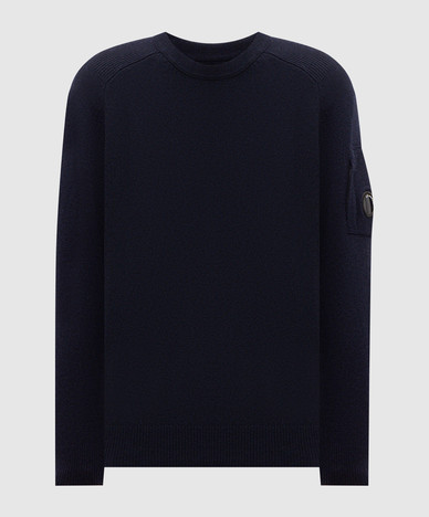 Blue sweater with wool