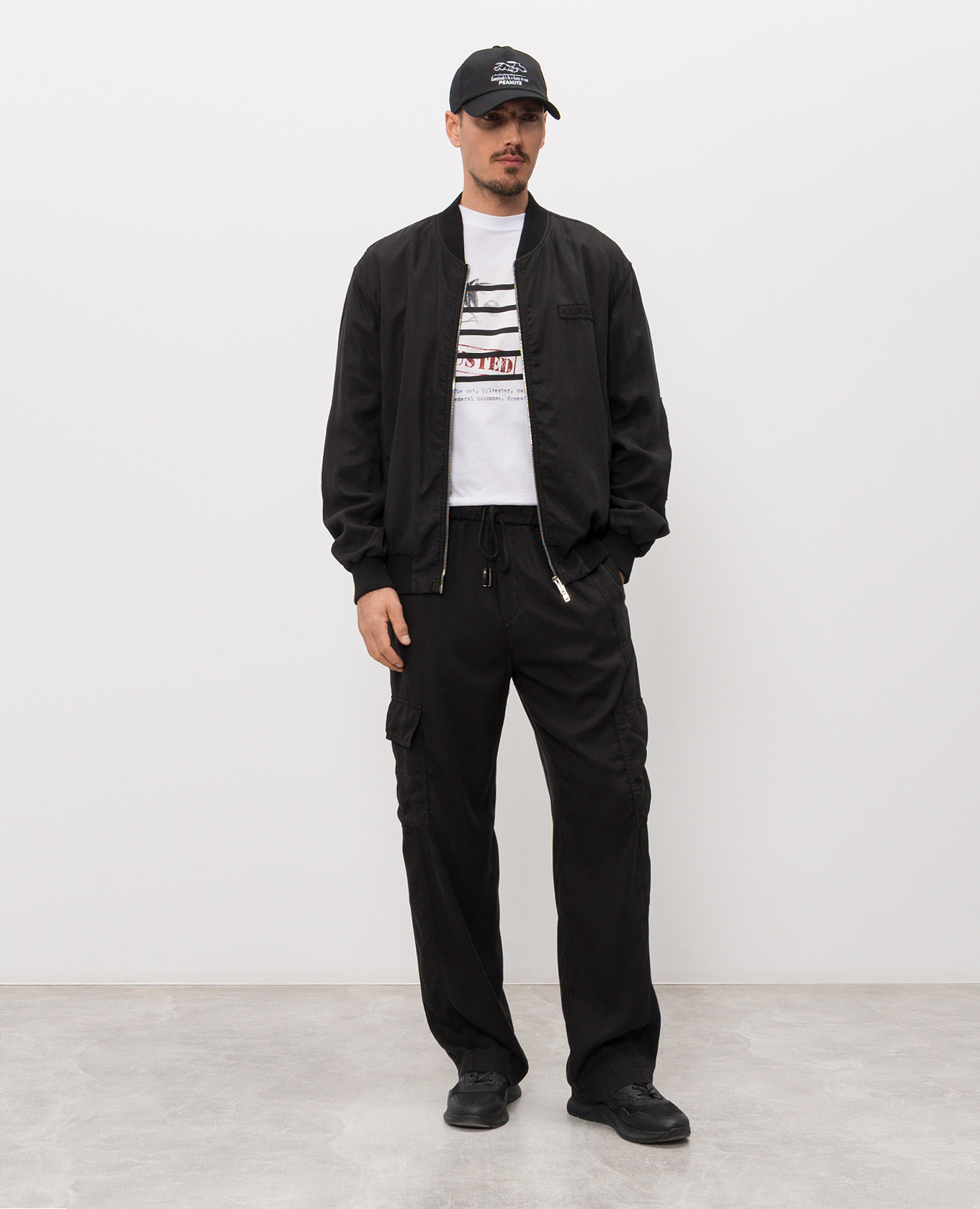 Black bomber jacket with logo patch Iceberg 2