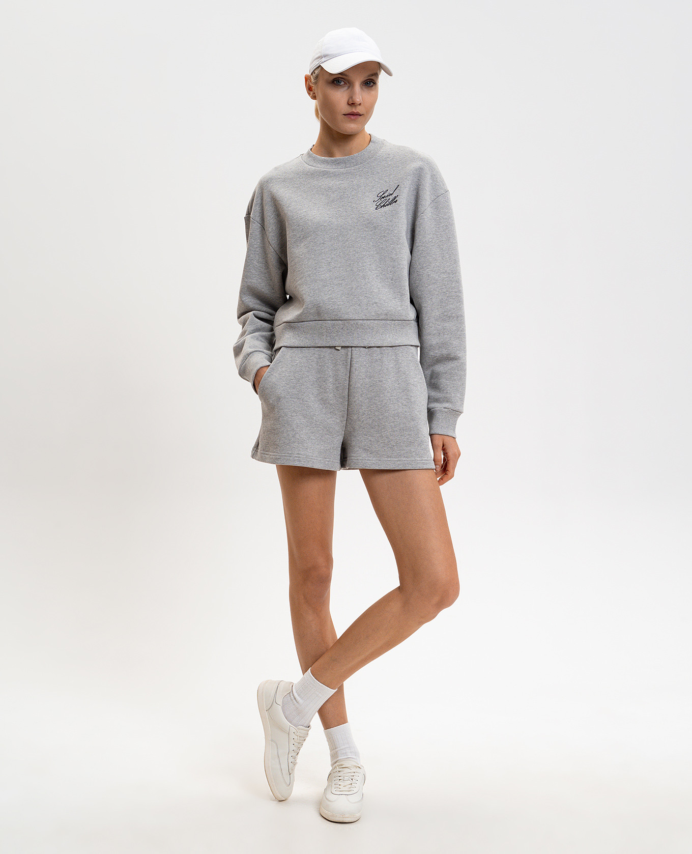 

Gray sweatshirt with embroidery Max & Co, Grey
