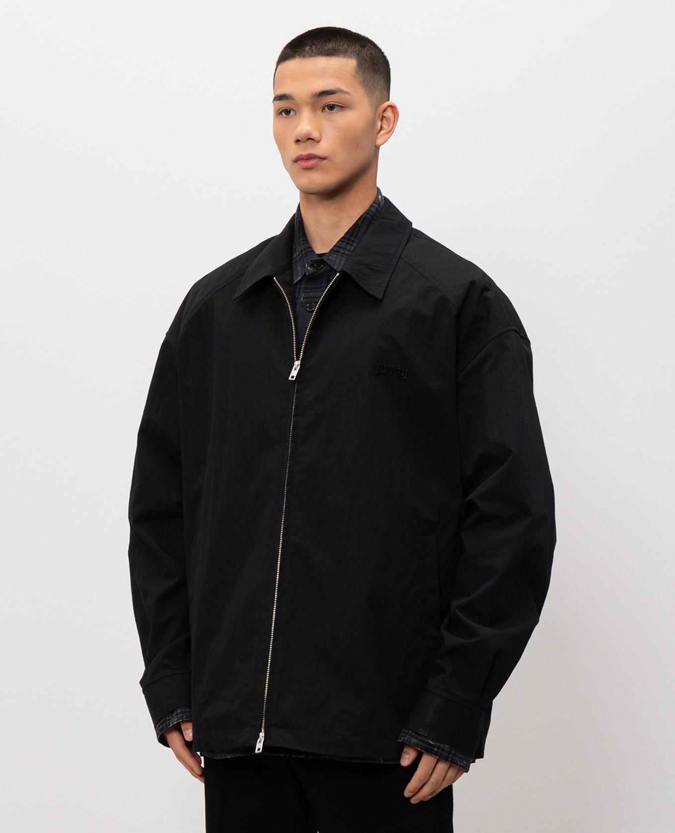 Black double-breasted jacket with logo embroidery Juun.j 3