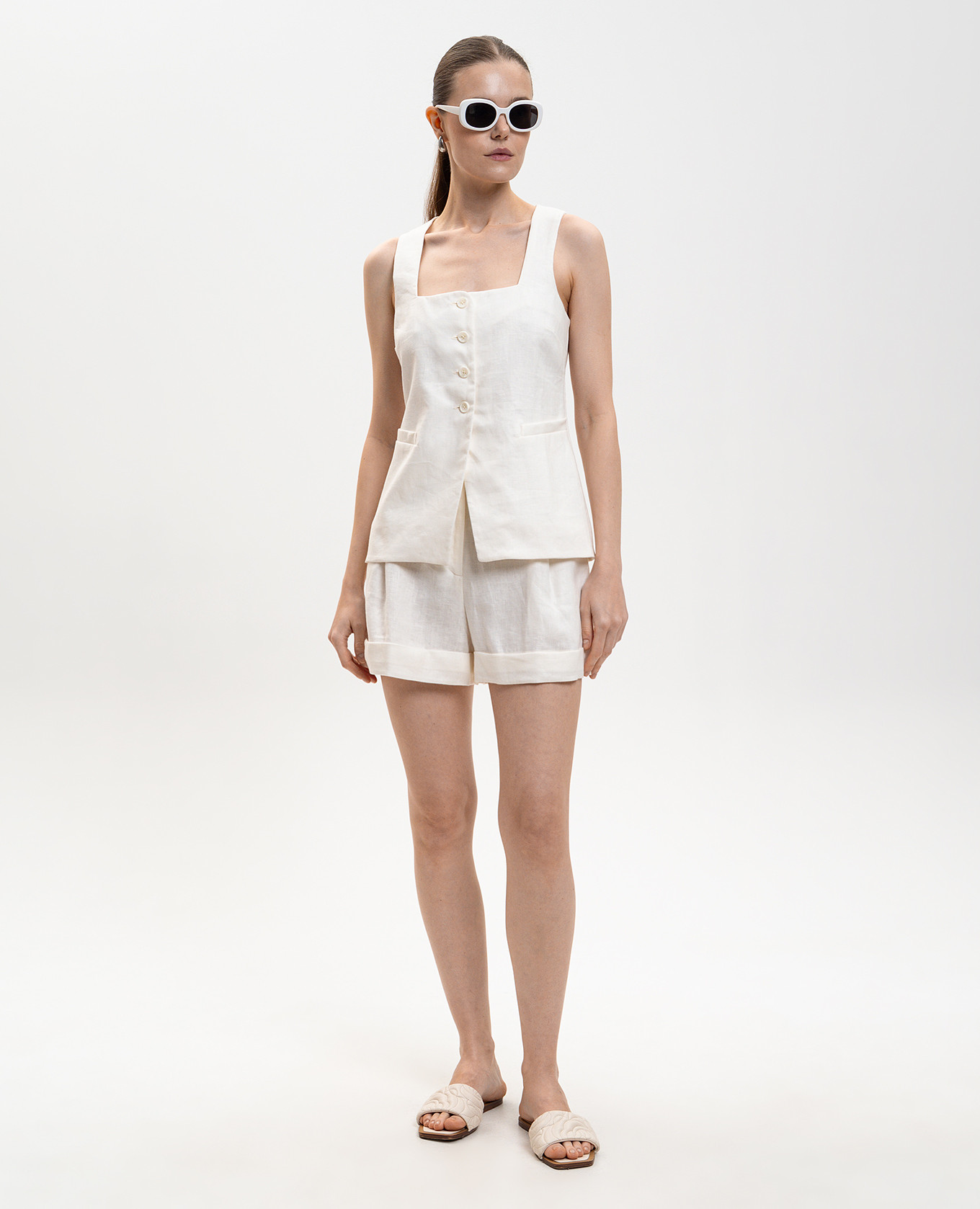 Jackie white linen vest Faithfull 2