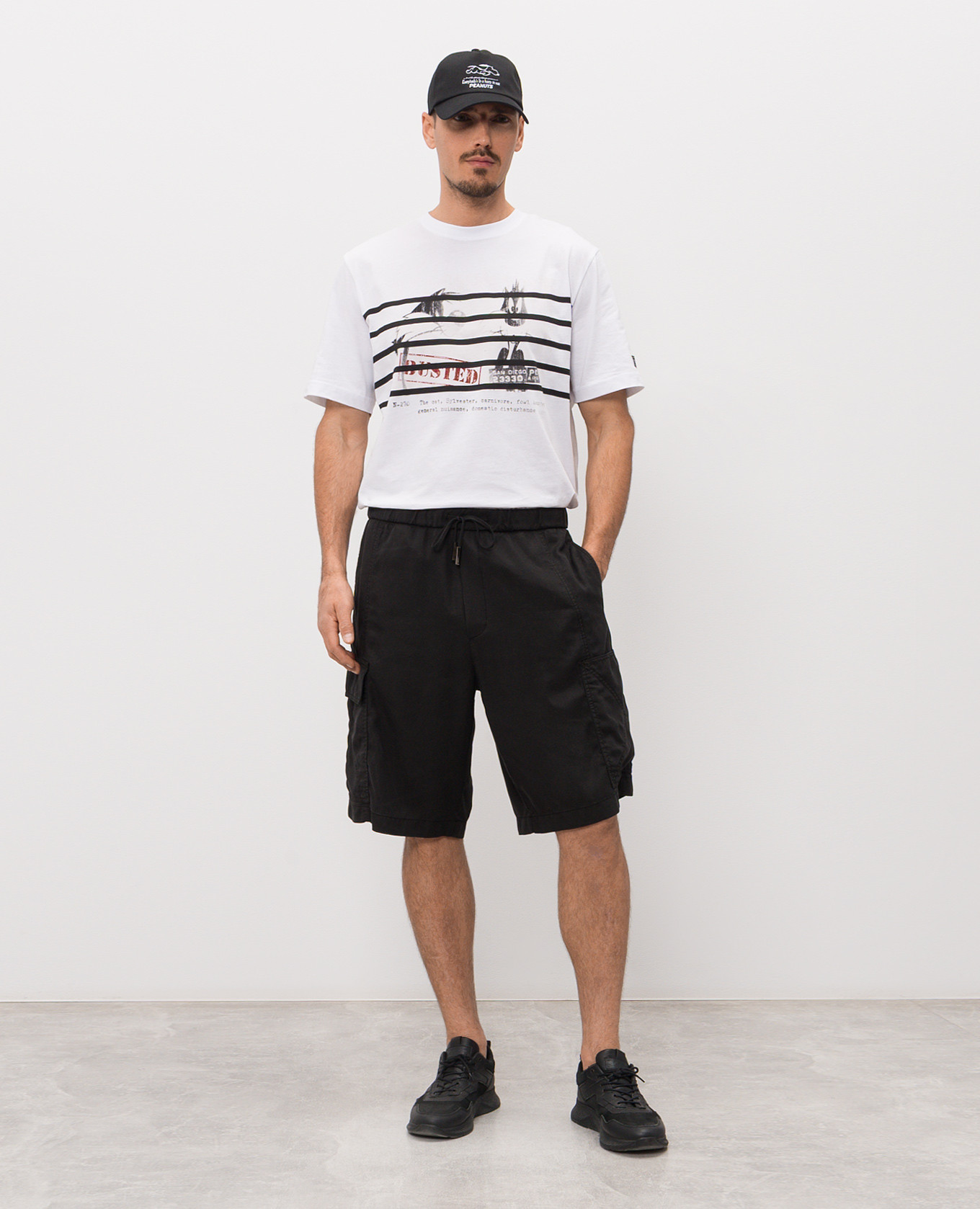 Black cargo shorts Iceberg 2