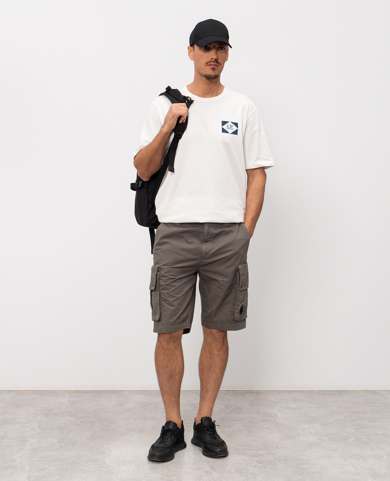 

Ivory T-shirt with logo print C.P. Company, Beige