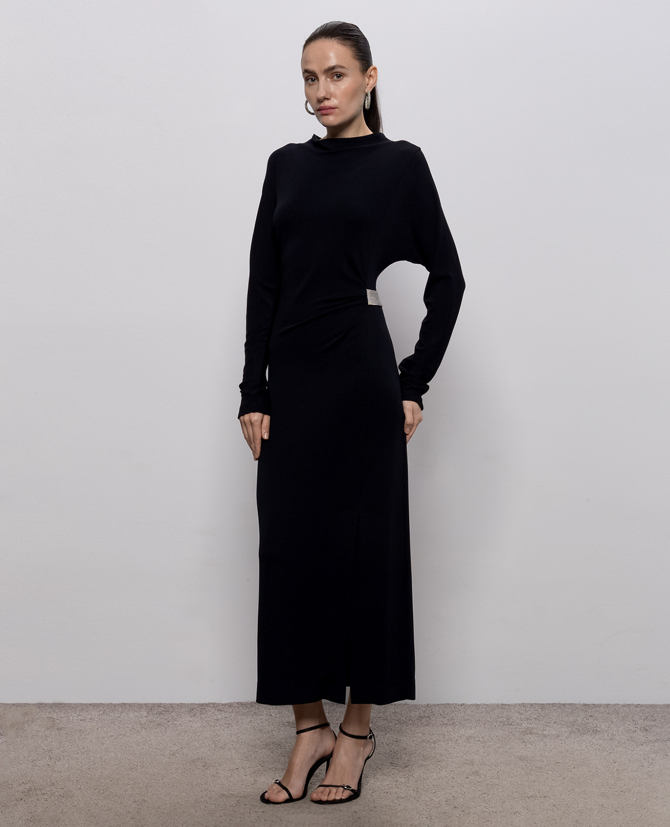 Navy blue midi dress with monil chain Peserico 2