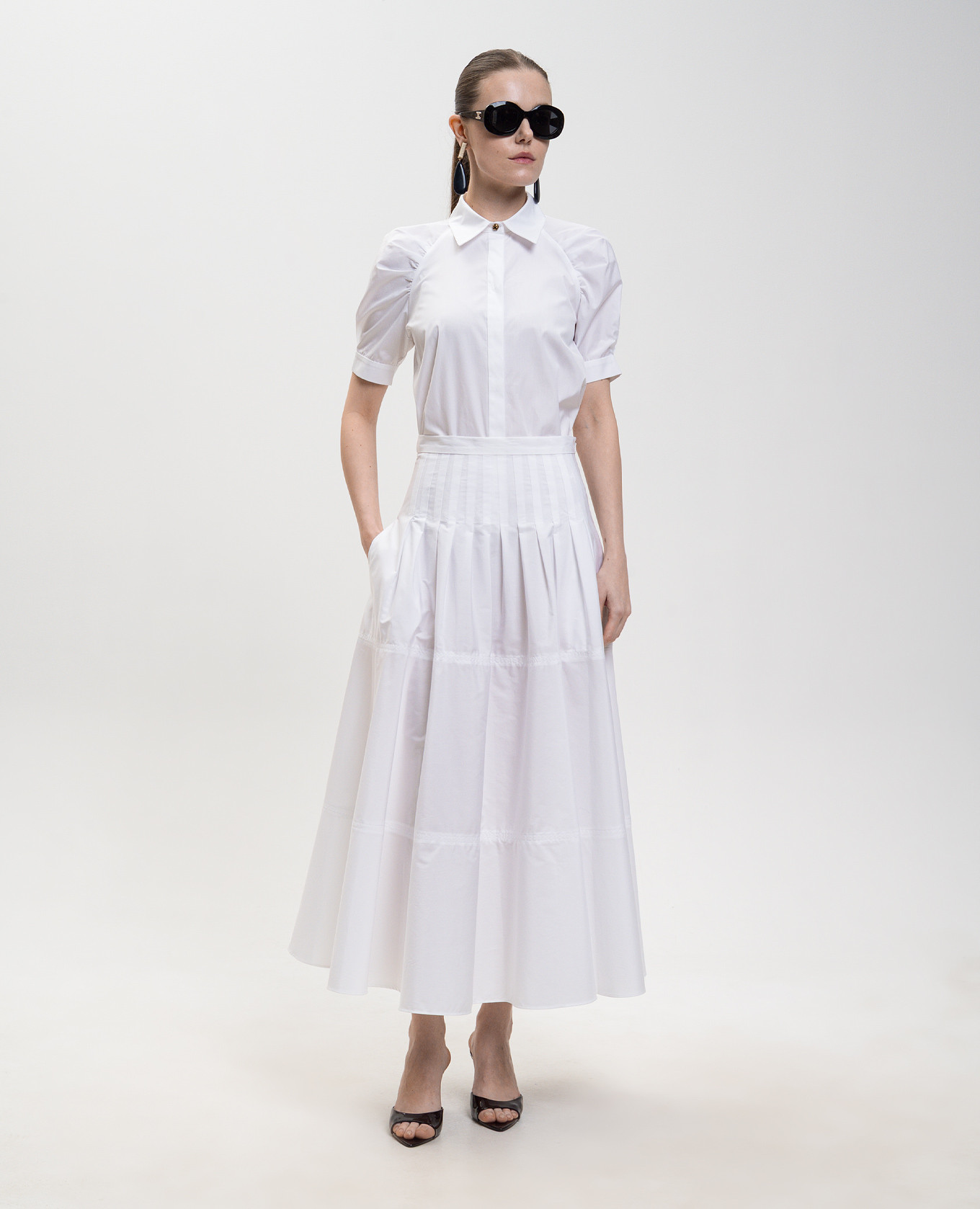 White blouse with short sleeves Max Mara 2