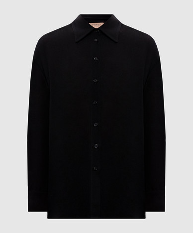 Black shirt with wool