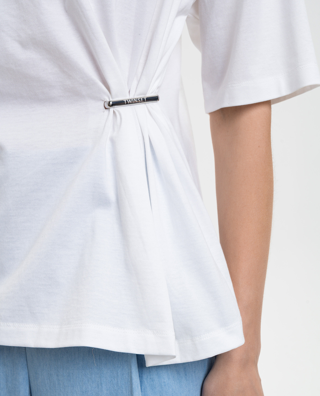 White t-shirt with drape Twinset 5
