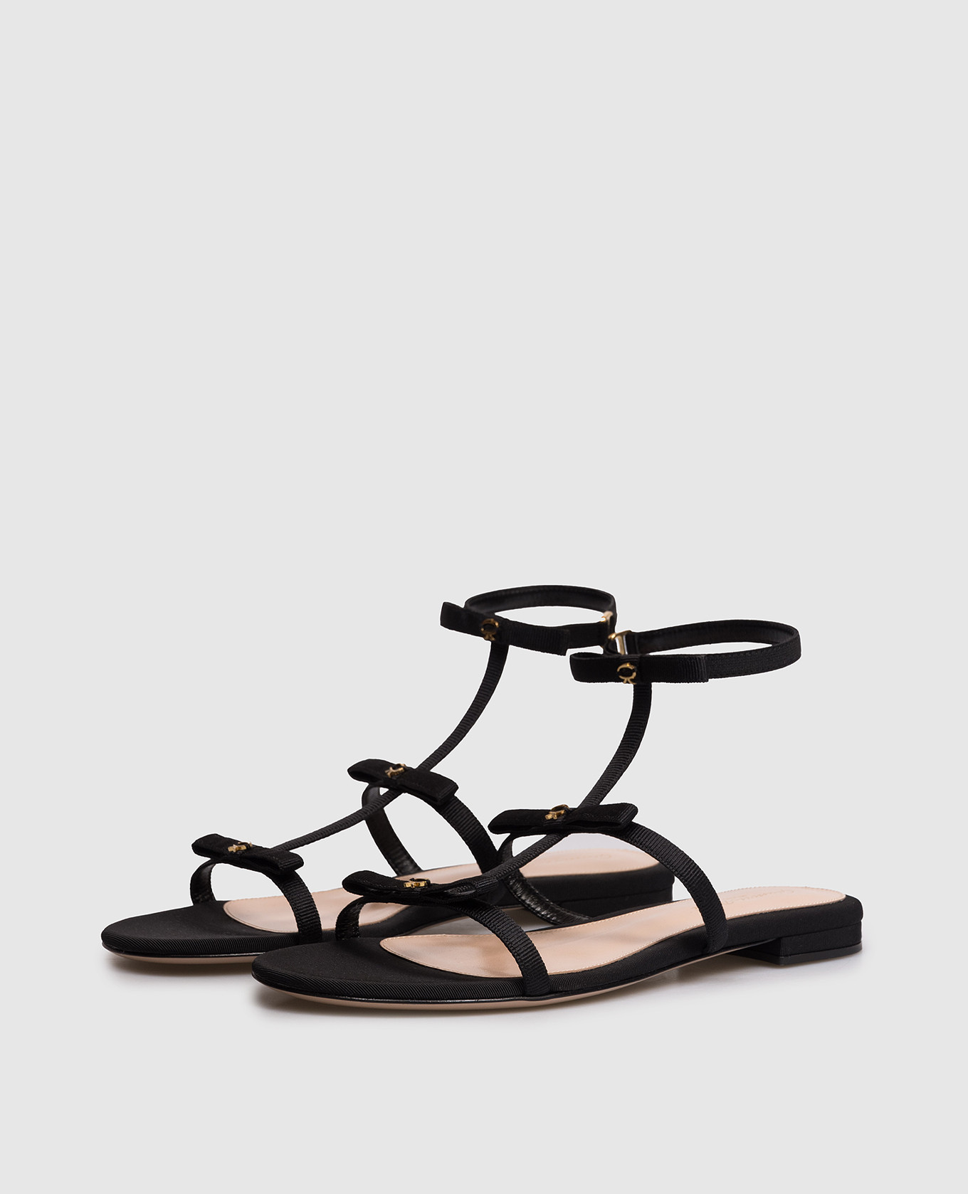 Black sandals with emblem Gianvito Rossi 2